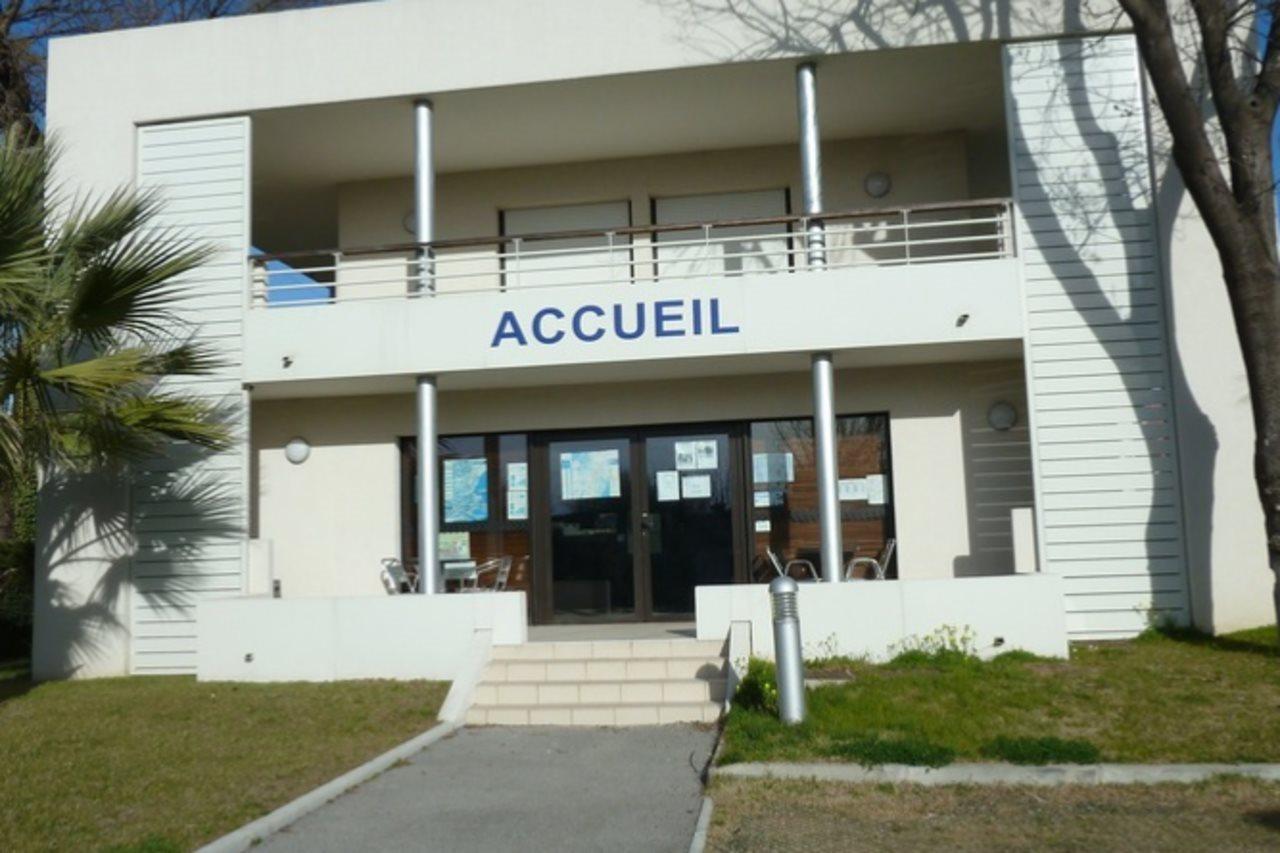 Vacanceole - Residence Carre Marine Mandelieu Εξωτερικό φωτογραφία