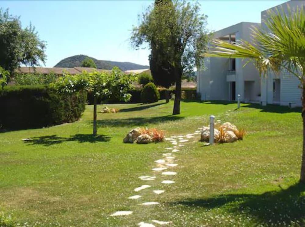 Vacanceole - Residence Carre Marine Mandelieu Εξωτερικό φωτογραφία