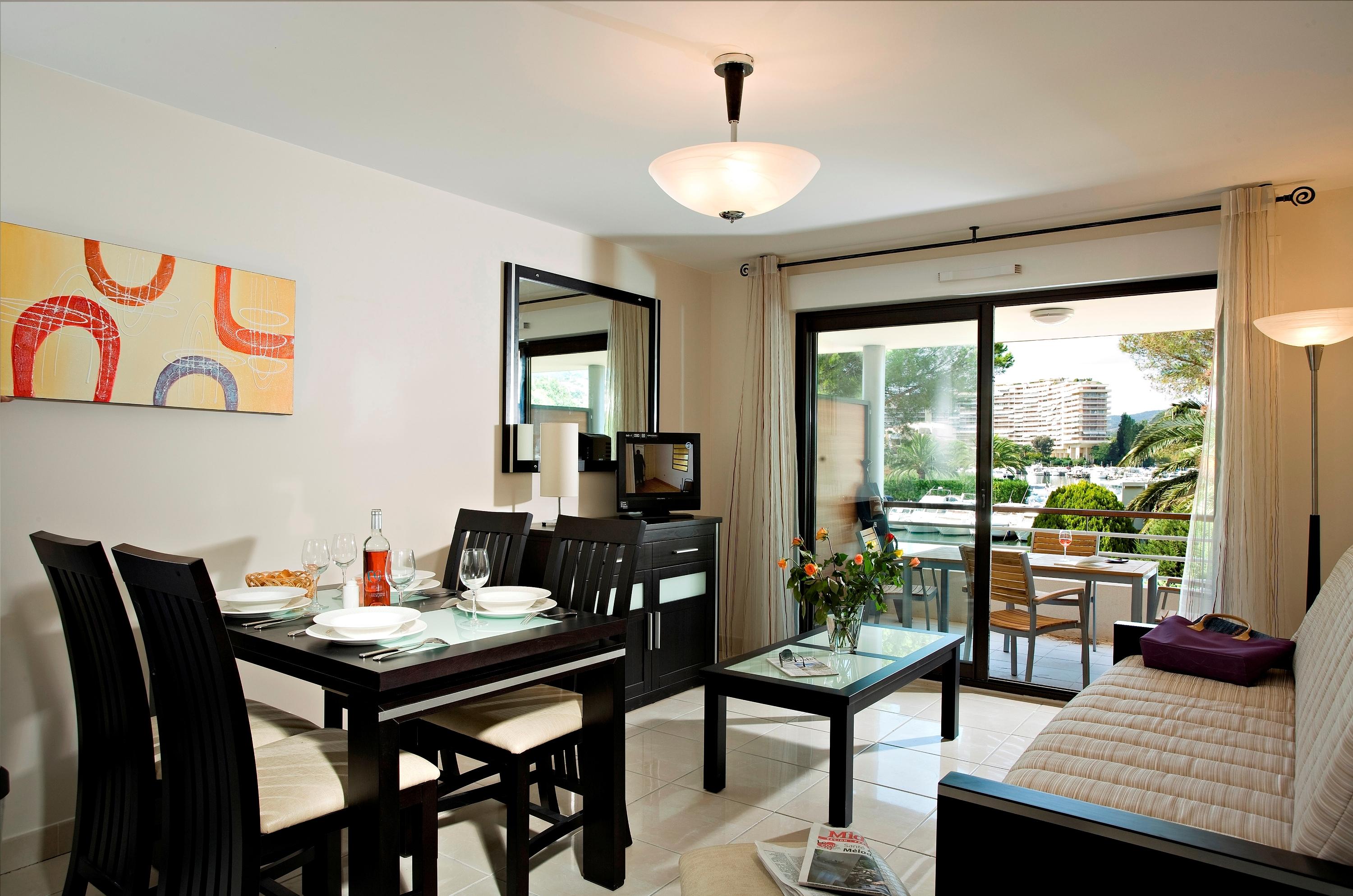 Vacanceole - Residence Carre Marine Mandelieu Εξωτερικό φωτογραφία