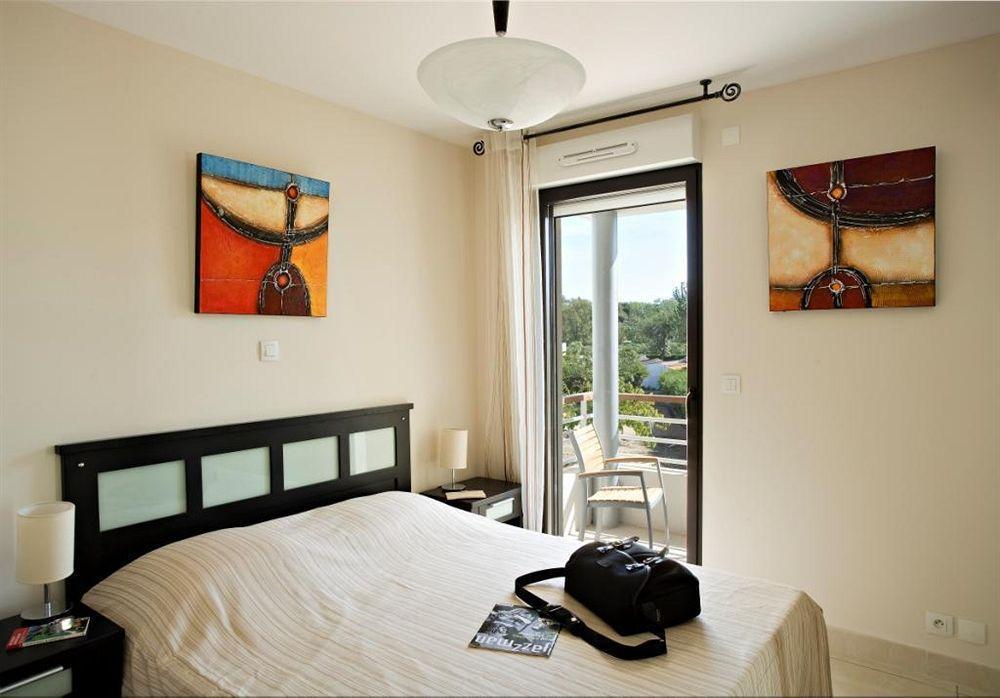 Vacanceole - Residence Carre Marine Mandelieu Εξωτερικό φωτογραφία